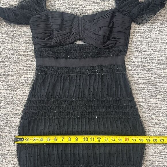 NWT Self Portrait BLACK DOT MESH SHIRRED
MIDI DRESS BLACK US Size 6 - Picture 12 of 16